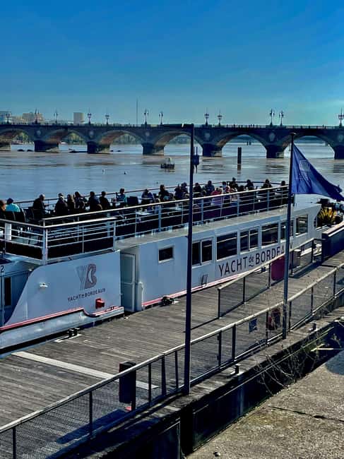 Bordeaux: Garonne River Yacht Cruise with Brunch - Key points at a glance
