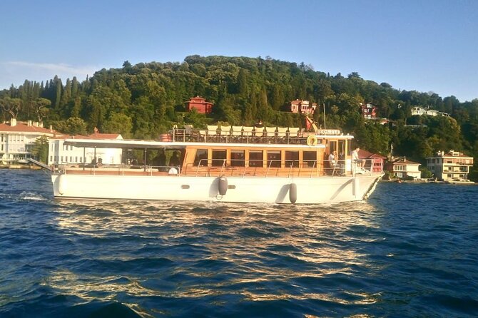 Bosphorus Night Cruise on Luxury Yacht - Bebek and Rumeli Fortress at the narrowest point