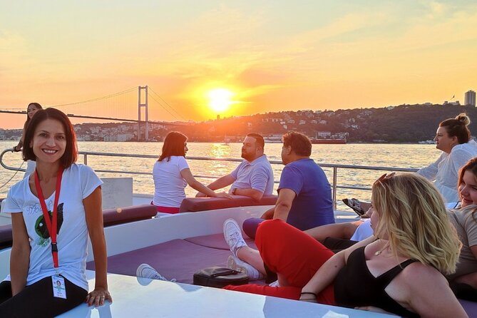 Bosphorus Sunset Cruise on Deluxe Yacht in Istanbul - Ciragan Palace and Ortakoy Mosque