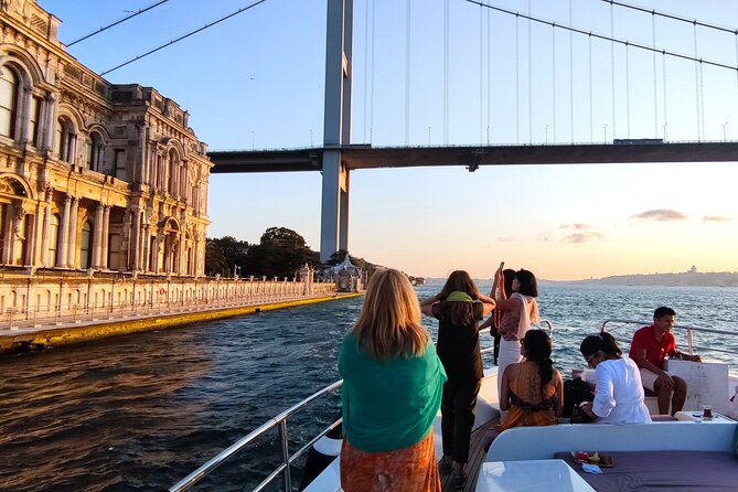 Bosphorus Sunset Cruise with Live Guide on Luxury Yacht - Anadolu Hisarı and Küçüksu Pavilion on the Asian Side