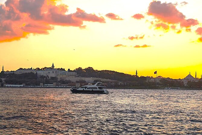 Bosphorus Sunset Cruise with Live Guide on Luxury Yacht - Beylerbeyi Palace and the Return Toward Sunset