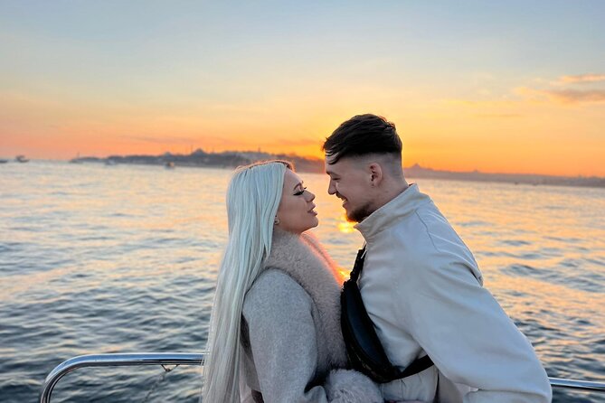 Bosphorus Sunset Cruise with Live Guide on Luxury Yacht - Dolmabahçe and Ortaköy From the European Shore