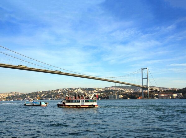 Bosphorus Sunset Yacht Cruise with Snacks and Live Guide - Key points to know before booking