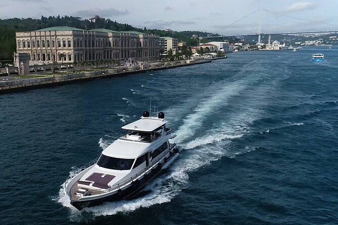 Bosphorus Yacht Cruise with Stopover on the Asian Side - (Morning or Afternoon) - Maiden’s Tower, Galata Bridge, and the return route