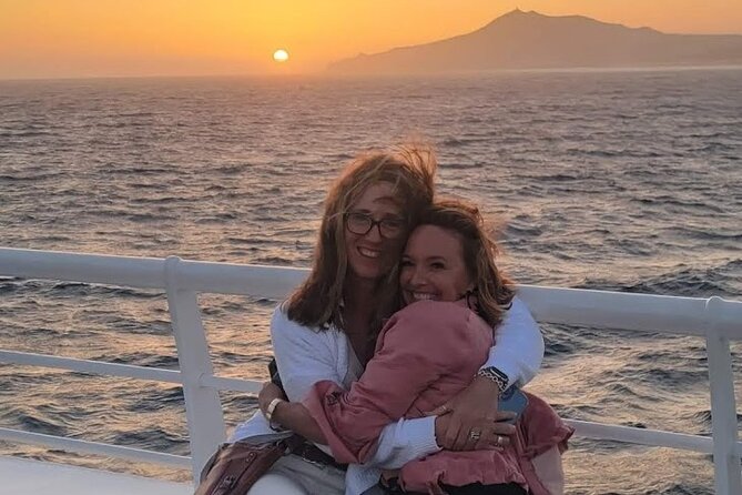 Cabo Arch Sunset Yacht Tour - Dinner & Drinks — Up to 18 Guests - Is $999 a good value?