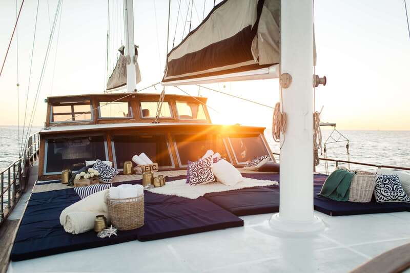 Cabo: Luxury Yacht Snorkel Cruise with Lunch and Open Bar - Leaving La Terminal for the Sea of Cortez