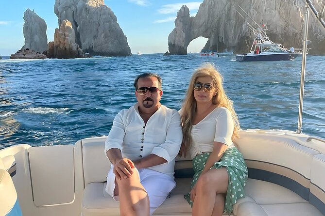 Cabo Yacht Tour to Lovers or Pelícano Beach + Beach Time - Booking, Weather, and What to Pack