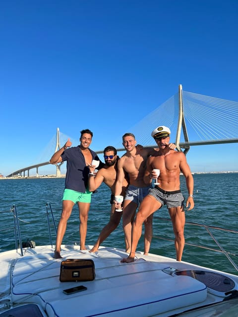 Cadiz: Exclusive Yacht excursion to La Caleta or Pepa Bridge - Key details to know before you sail