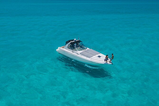 Cancun 4 hour Private Yacht Experience with Lunch and Open Bar Onboard - A private yacht day built around Isla Mujeres