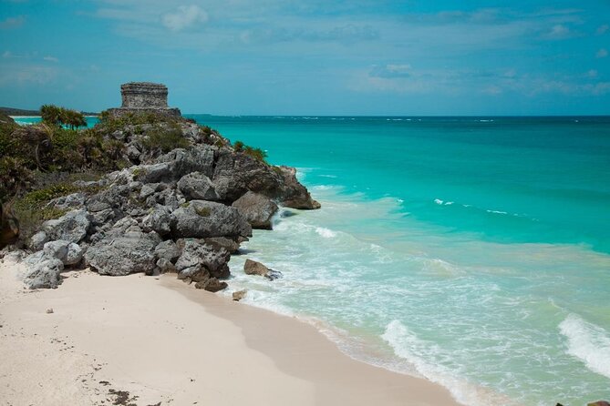 Cancun Bay Private 2-Hour on a Luxury Yacht - Key details to know before booking
