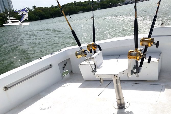 Cancun fishing charter if you don't fish you don't pay 46ft yacht 12pax 25P14 - What the $1,090 group price really covers