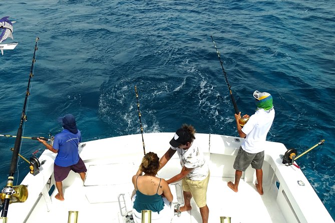 Cancun fishing charter if you don't fish you don't pay 46ft yacht 12pax 25P14 - Weather, cancellations, and the fishing gamble