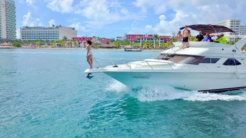 Cancun: Private Luxury 46-Feet Flybridge Yacht Cruise - Key points to know before booking