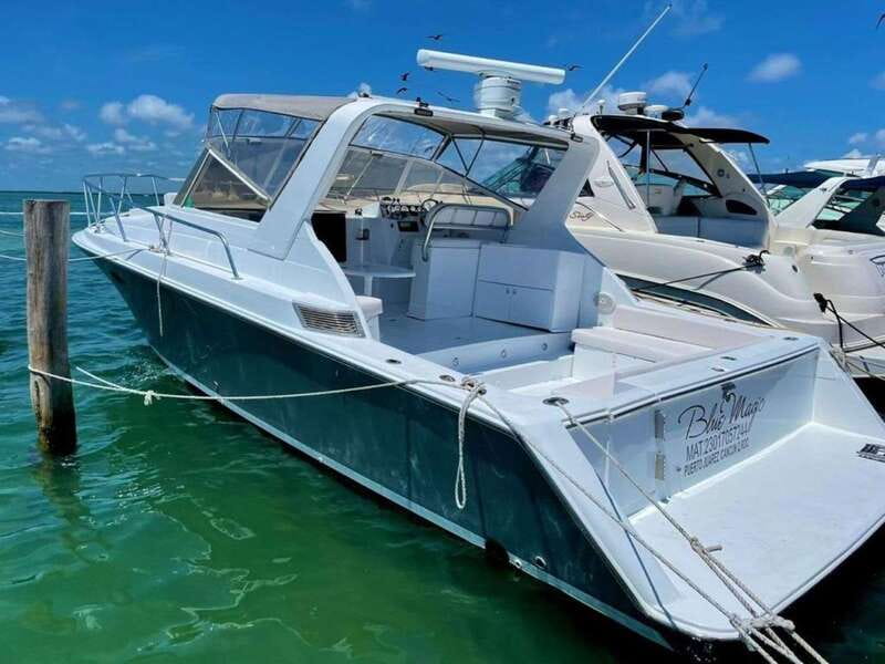 Cancún: Private Yacht Tour - Snorkeling near Isla Mujeres