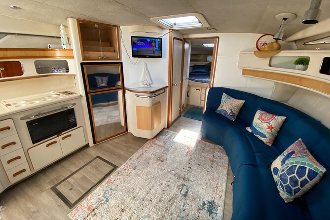 Cancun yachts rental BEATIFUL YACHT 46FT, 15 PAX MAX 25P6 - The cost works best for a full group