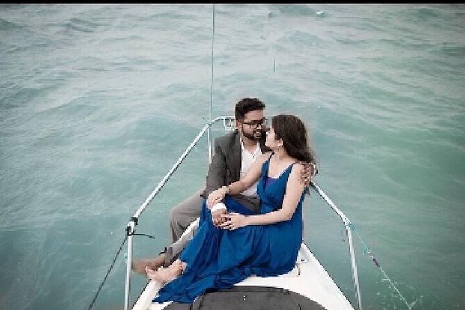 Candlelight Dining Experience for Two On a Yacht in Mumbai - A Simple Plan for the Evening