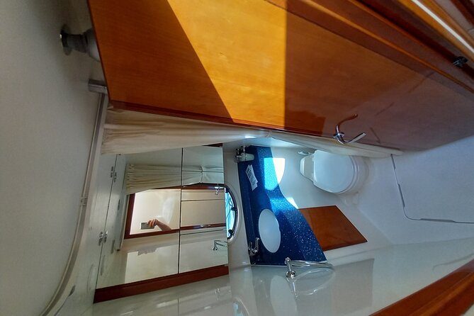 Capri Yacht Experience on board Carlina Yacht Private Tour - Four hours around Capri, with lunch and free time