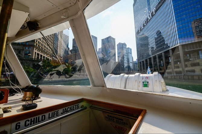 Chicago River Architecture Tour Aboard a Historic Yacht - Under Chicago’s famous bridges