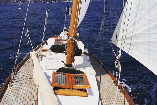 Classic Yacht Sailing in Cannes - Île Sainte-Marguerite and the swimming stop