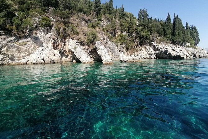 Corfu:Private sailing yacht cruise for up to 10 guests - Why a private Corfu yacht cruise makes sense
