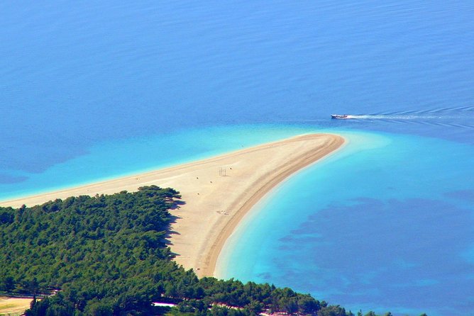 Croatia Luxury Villa and Yacht Combo Package on Korcula Island - Day 1: From Dubrovnik Airport to Korčula by yacht