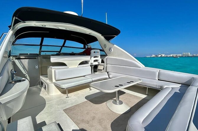 Cruise in Elegance: Luxury Yacht Rental in Cancun - What is included, and what you should bring