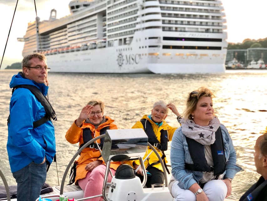 "Cruise in the City" - Sailing Yacht Event, Hamburg/Elbe - Airbus and Mühlenberger Loch