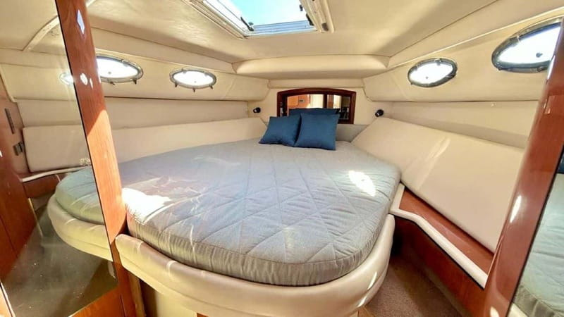 Cruising paradise in a luxury yacht in Cancun - Why the 6-hour yacht trip may be worth it