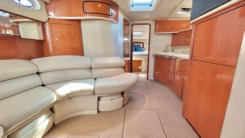 Cruising paradise in a luxury yacht in Cancun - A private yacht for up to 14 people