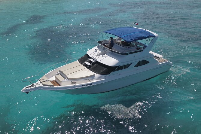 Deluxe Yacht 48FT with FlyBrige Rental in Cancun - Snorkeling, paddle boarding, and the floating lily pad