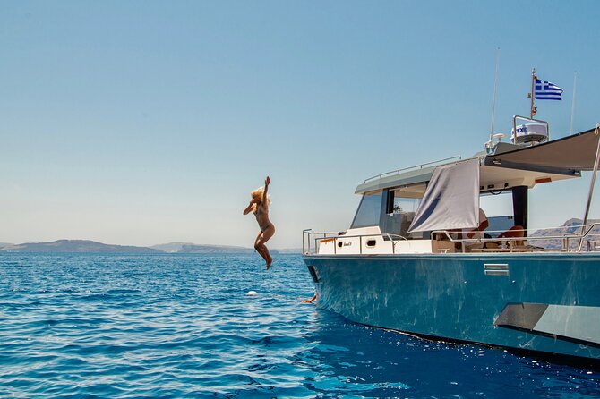 Diamond 36 Private Motor Yacht Caldera Cruise - Is $395.43 per person good value?
