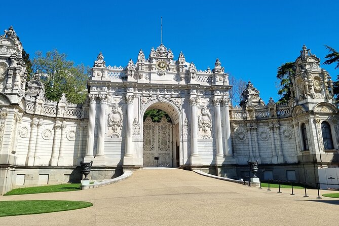 Dolmabahçe Palace Tour with Guide and Luxury Yacht Sunset Cruises - Inside Dolmabahçe Palace