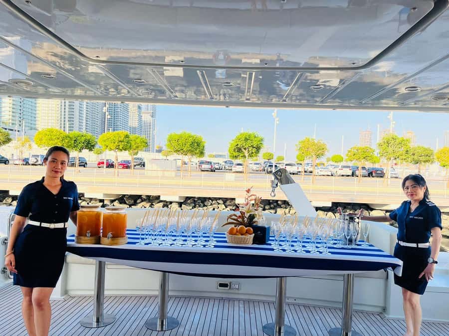 Dubai: 52ft Private Luxury Yacht Experience - Why a private yacht works well in Dubai