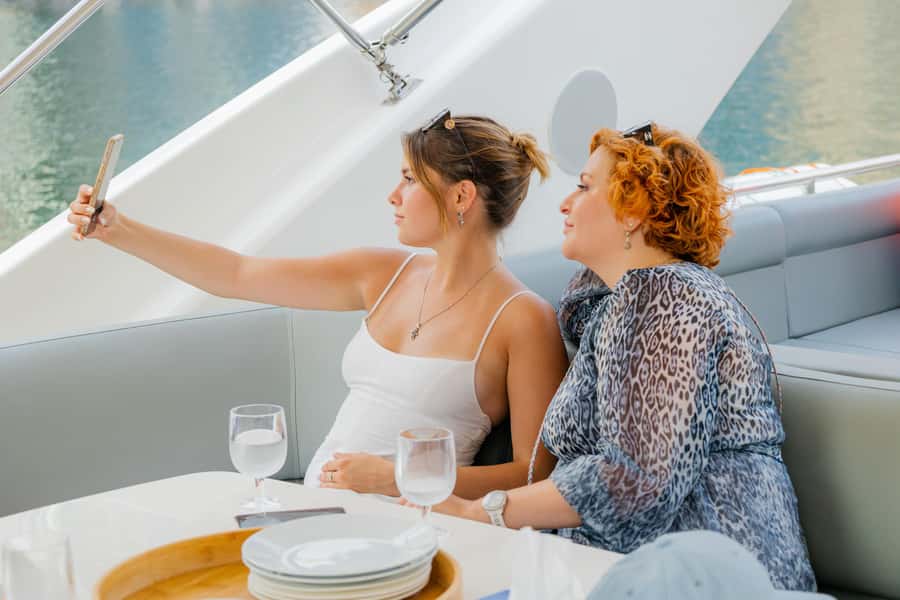 Dubai: 52ft Private Luxury Yacht Experience - Swimming, snorkeling, and time on the flybridge