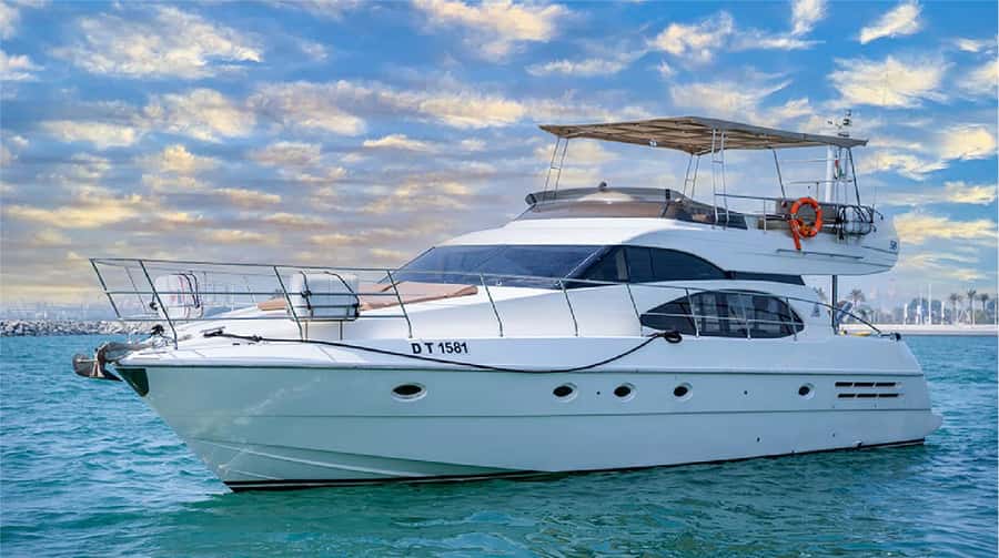 Dubai: 58-Feet Yacht Sea Trip - Burj Al Arab Is the Big Photo Stop