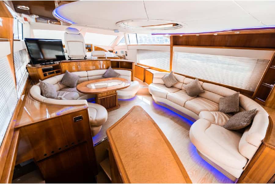 Dubai: 58-Feet Yacht Sea Trip - Choosing Between Two, Three, and Four Hours
