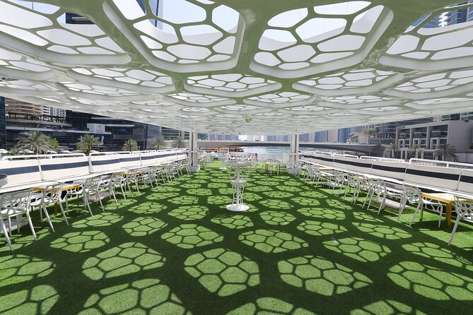 Dubai: Lotus Mega Yacht 3-Hours Dinner Cruise Tour - VIP Seating and Package Details Matter