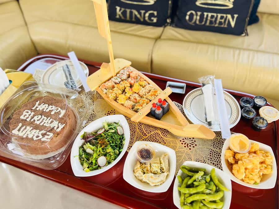 Dubai: Luxury Private 50 FT Yacht Cruise + Optional Sushi - A private yacht with Dubai as the backdrop