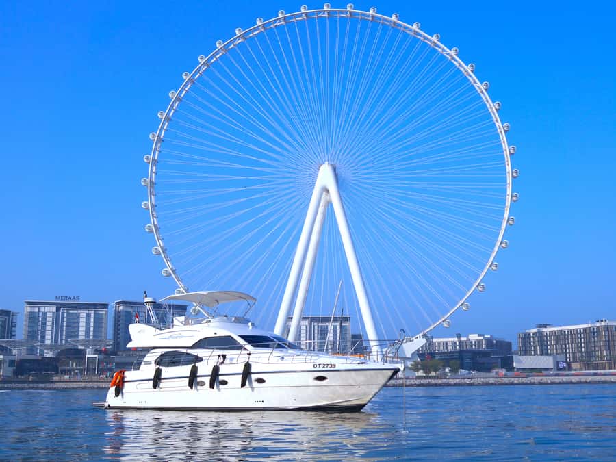 Dubai: Luxury Private 50 FT Yacht Cruise + Optional Sushi - Is the private price good value?