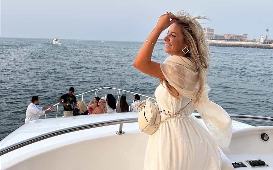 Dubai: Luxury Sunset Yacht Tour with Snacks and Drinks - The yacht setup: open air above, cool air below