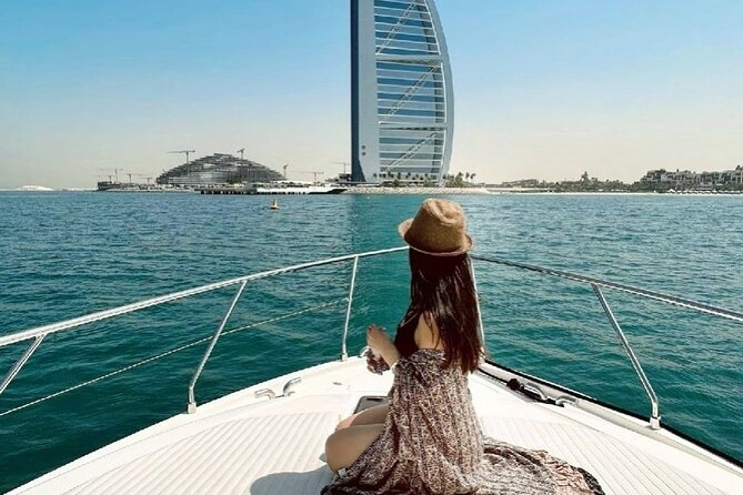 Dubai Luxury Yacht Tour with Live BBQ & Drinks - Palm Jumeirah is the main reason to choose two or three hours