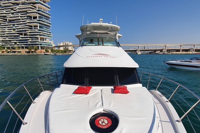 Dubai Marina 1hr Yacht tour with Drinks - What the Drinks Really Include
