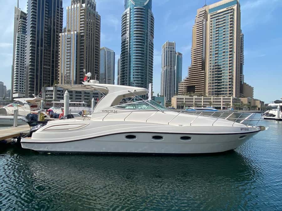 Dubai Marina: 2-Hour Mini Yacht Ride - Seeing Dubai from a private boat