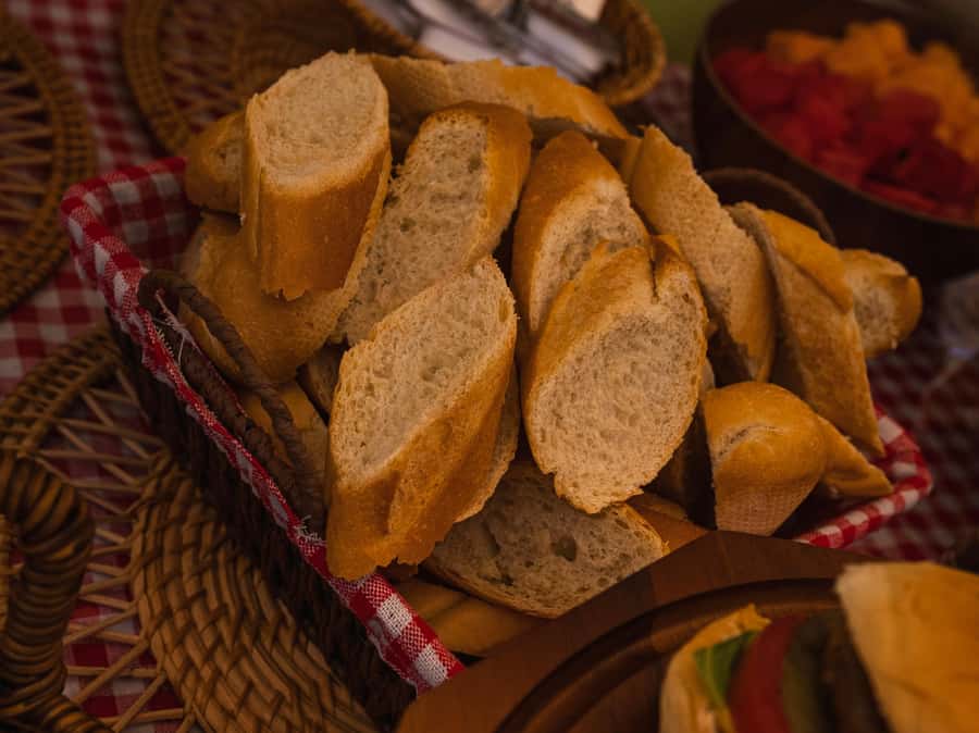 Dubai: Marina Sightseeing on Yacht with Breakfast - Is $46 good value for this yacht breakfast?