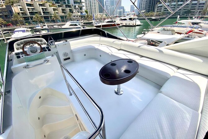 Dubai Marina Yacht Charters: Luxury on the Waves - Palm Jumeirah and Atlantis from the water