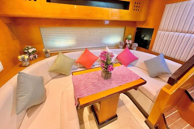 Dubai Marina Yacht Tour - What the yacht setup means for your comfort