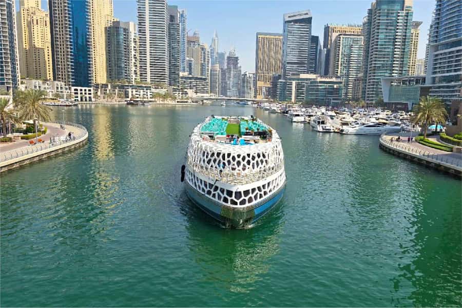 Dubai: Mega Yacht Dinner Cruise with Buffet - Dubai Marina is the right place to begin
