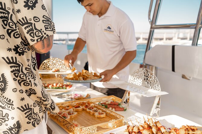 Dubai Night Yacht Party with Canapes and Drinks - Leaving Dubai Harbour at 8 pm