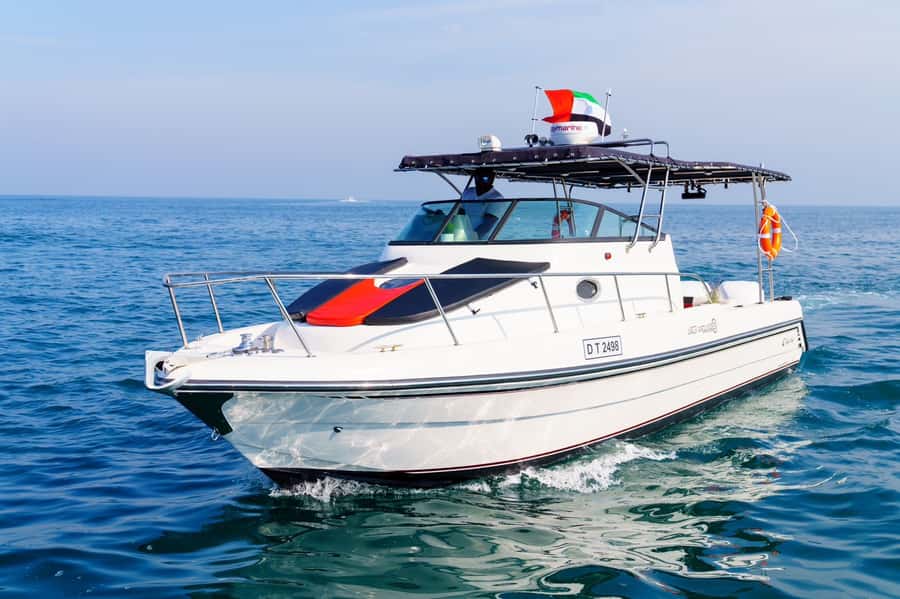 Dubai: Private Coastline Landmarks Mini-Yacht Tour - Circling Palm Jumeirah by Mini-Yacht