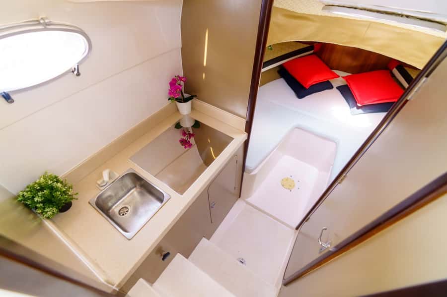 Dubai: Private Coastline Landmarks Mini-Yacht Tour - Who Will Enjoy This Cruise Most?